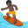 серфингист с тёмным тоном кожи