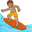 серфинг с средним тоном кожи