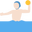 мужчина играет в водное поло с белым тоном кожи