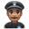 полицейский с средним тоном кожи